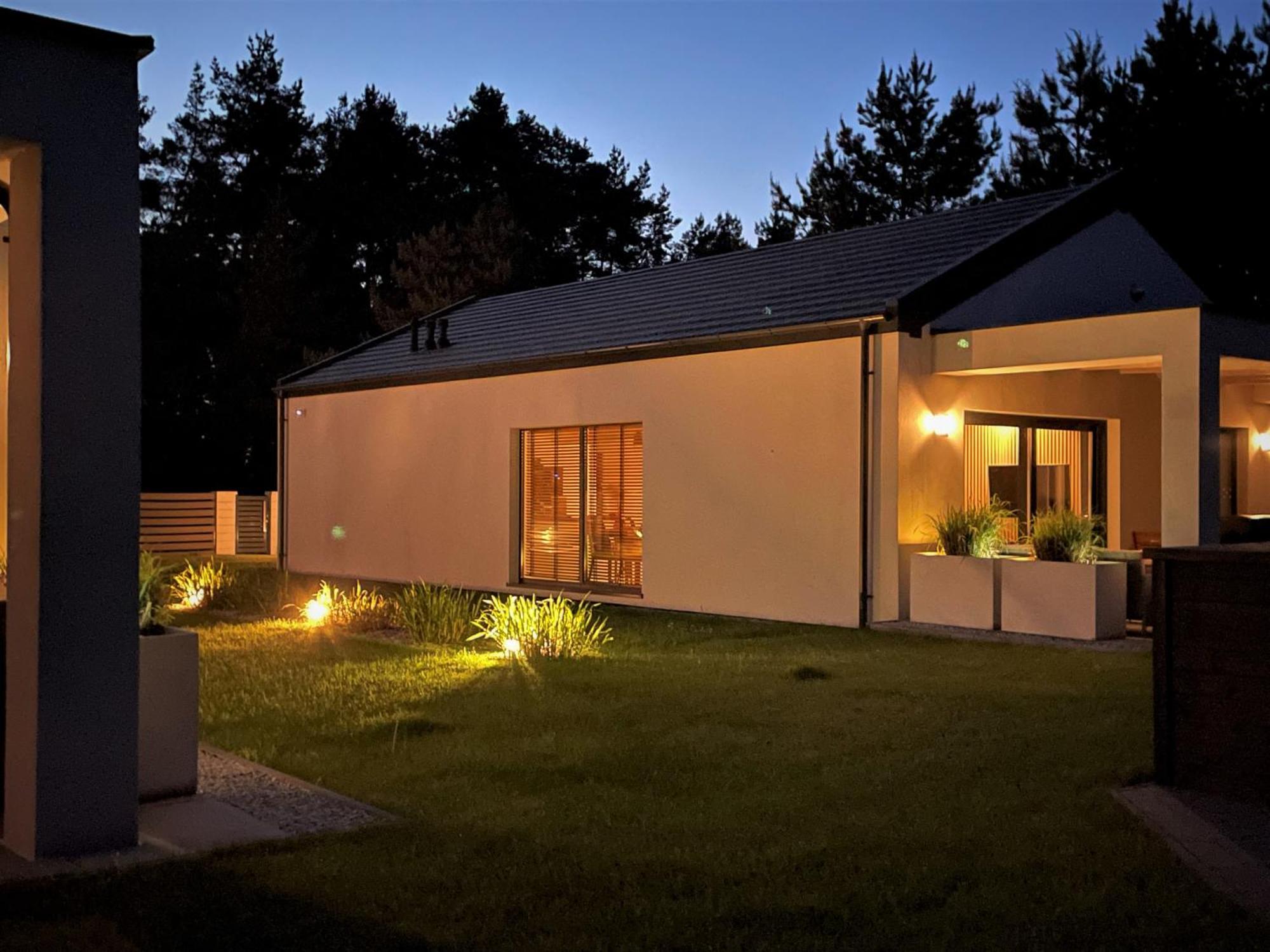 House Garden&Spa-Dom Nad Morzem Z Sauna I Jacuzzy Odargowo エクステリア 写真